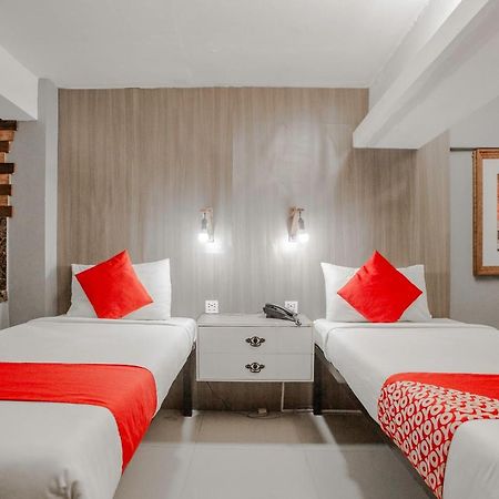 Hotel Super Oyo 134 The Bedstation Mandaluyong Exterior foto